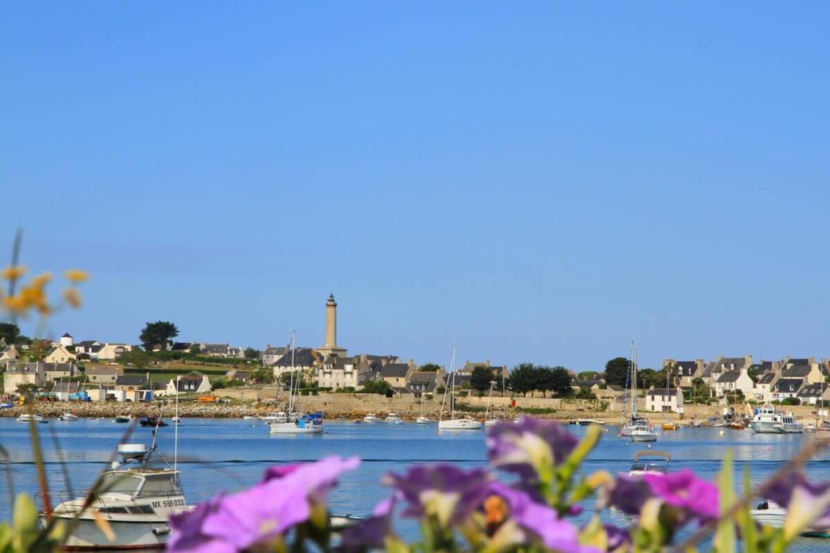 Kermartin - Maison De Famille Avec Vue Sur La Baie De Morlaix Plouézocʼh Екстериор снимка