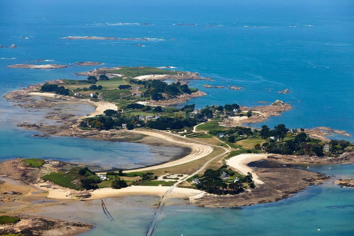 Kermartin - Maison De Famille Avec Vue Sur La Baie De Morlaix Plouézocʼh Екстериор снимка